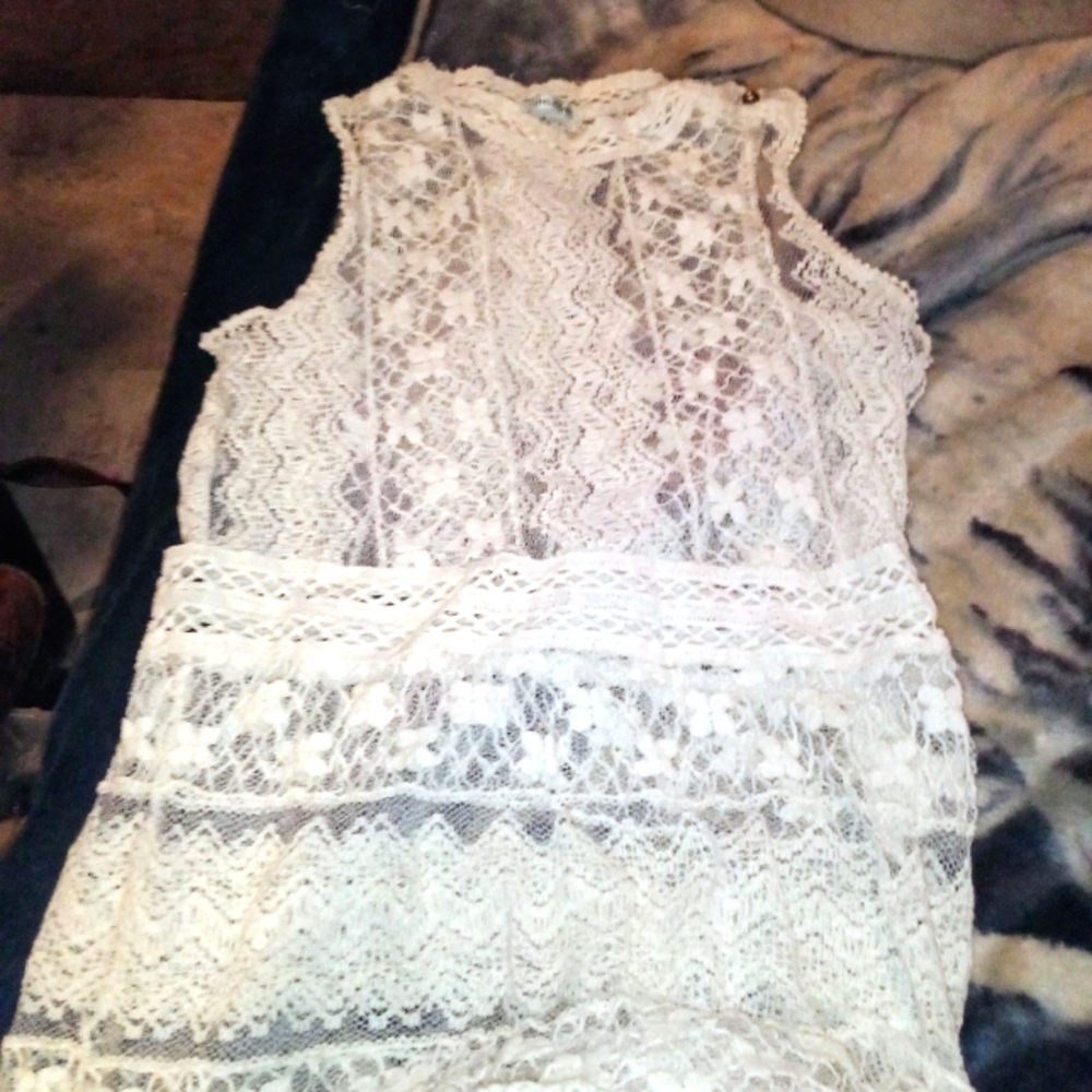 Romantic Lace shirt size small